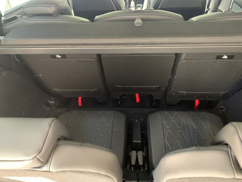 Imagen 15 de 15 de Peugeot 5008 Allure Plus 2.0 Hdi