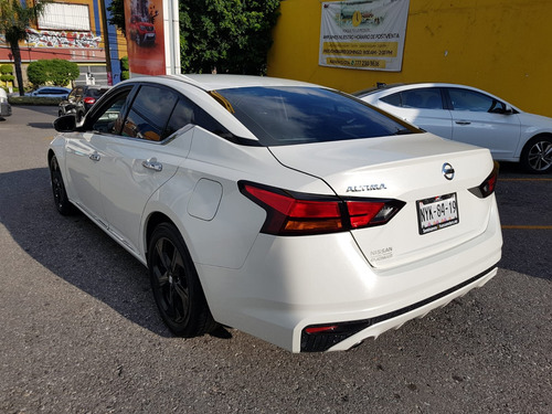 Imagen 5 de 15 de Nissan Altima 2019