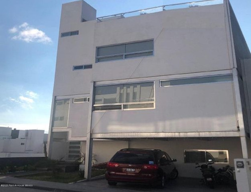 Imagen 1 de 14 de Espacio Y Vista En Casa Ubicada En Milenio Iii Jf