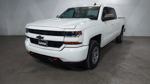 Chevrolet Silverado 2500 5.3 2500 DOBLE CABINA K AT 4WD