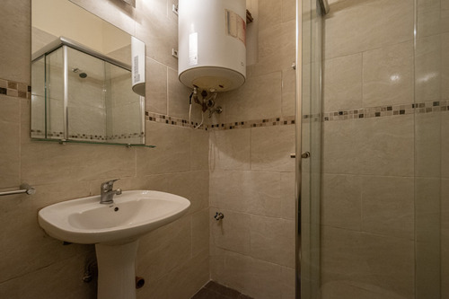 Venta Departamento Monoambiente Dividido Refaccionado Al Frente