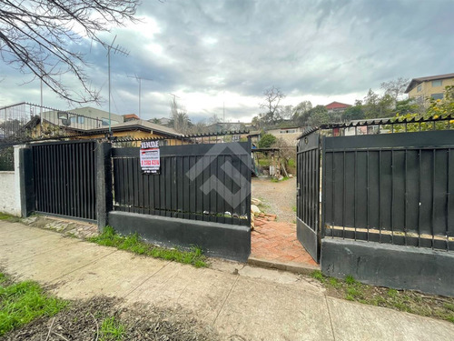 Casa En Venta De 3 Dorm. En Maipú