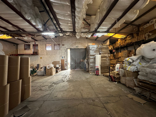Bodega Comercial En Venta En Mariano Otero