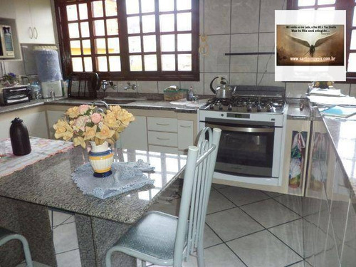 Imagem 4 de 15 de Sobrado De 286 M² Com 03 Dormitórios (sendo 01 Suíte ) 05 Vagas De Garagem À Venda, Jardim Las Vegas, Santo André. - So0017