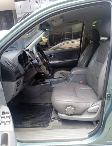 Imagen 8 de 12 de Toyota Hilux 2010