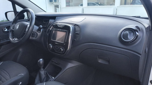 Imagen 11 de 15 de Renault Captur 2.0 Intens Manual