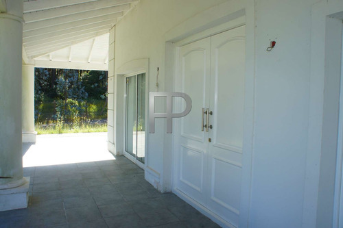 Imagen 12 de 13 de Casa En Venta Punta Ballena 3 Dormitorios, 13042 M2 Terreno