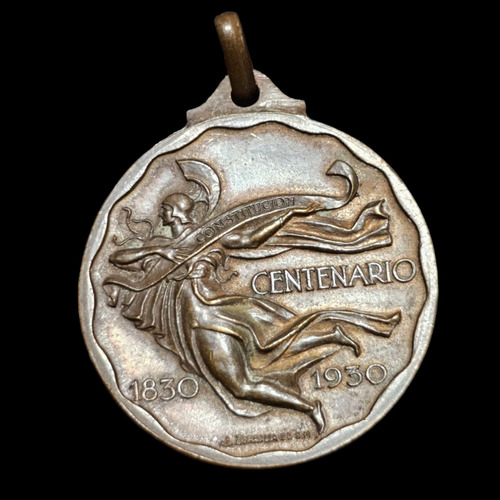 Medalla Centenario Constitución Uruguay 1930 30x30 Mm - 088