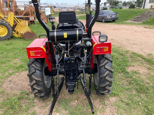 Imagen 7 de 15 de Tractor Agrícola Nuevo Sd Tractors