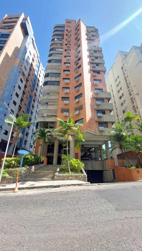 Apartamento En Venta En El Bosque, Resid El Cedral - At