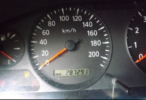 Nissan Sentra B15