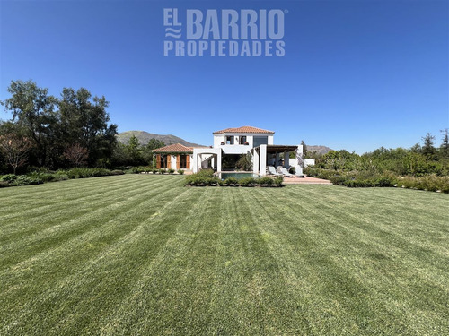 Casa En Venta De 3 Dorm. En Colina
