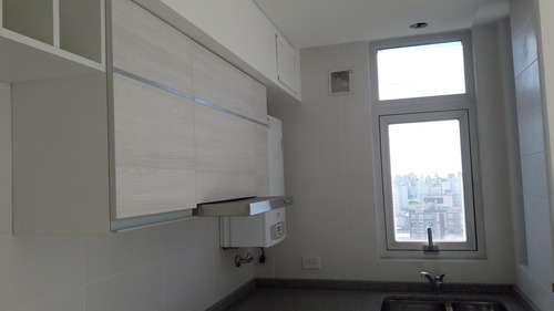 Imagen 8 de 30 de Piso 3 Ambientes // Bolívar 3100 Andros