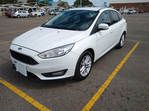 Ford Focus III 1.6 Sedan S