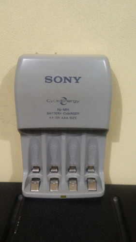 Remato Cargador De Pilas Sony Aa-aaa