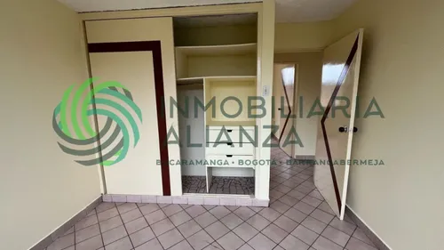 Apartamento En Arriendo En Provenza. Cod A1449