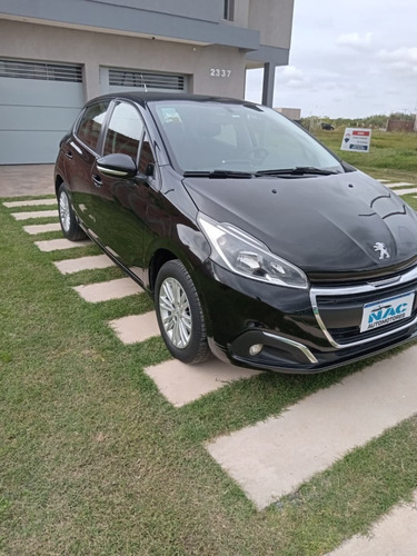 Peugeot 208 1.5 Allure Smeg