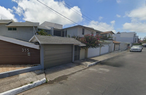 Excelente Oportunidad De Compra Y De Mejorar Tu Inversión De Patrimonio Con Esta Bonita Casa En Costa Dorada