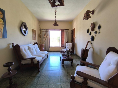 Casa En Remedios De Escalada