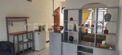 Departamento Amueblado En Renta A Lado De La Macroplaza