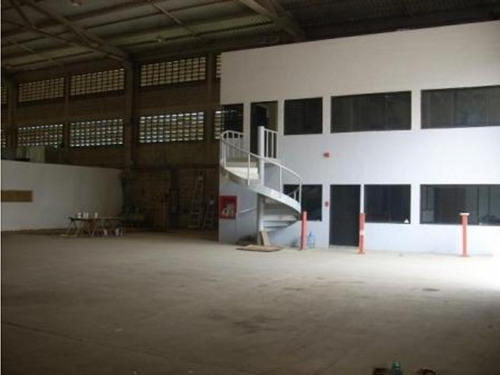 Se Vende Galpón 1200m2 Las Planadas - Guatire 4538