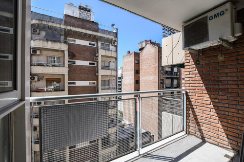 Departamento En Venta 2 Dormitorios Con Cochera En Rosario