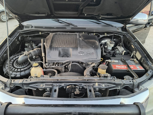 Toyota Hilux 3.0 Srv Cab. Dupla Turbo 4x4 4p