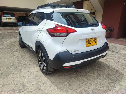 Nissan Kicks Advance