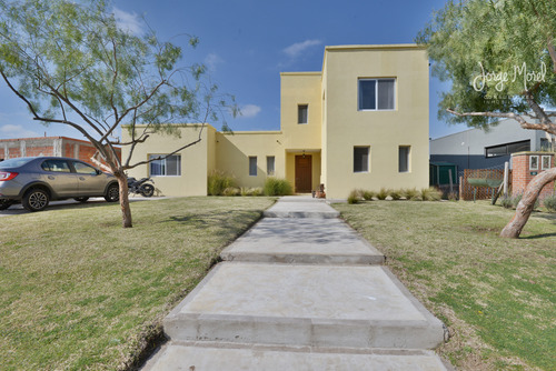 Casa Interno #0-100 - Pilar Del Este - San Alfonso - 170m2 #id 13831