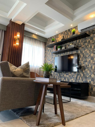 Apartamento Amueblado De 1 Habitación Con Amenidades De Lujo