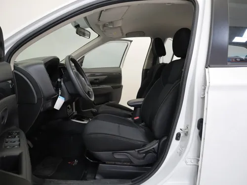 Mitsubishi Outlander Kaiteki Cvt Lx 2.4 At 4x4 7psj