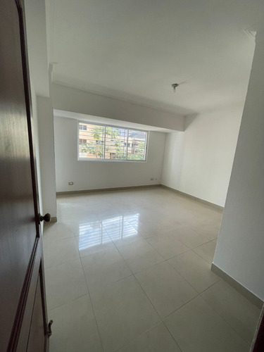 A284 - Piantini | Apartamento De Lujo En Alquiler | 2 Habitaciones + Servicio | $900 Usd | Vistas Panorámicas | #foxpiantini