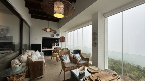 Departamento En Venta De 4 Dorm. En Zapallar