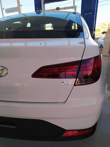Imagem 9 de 14 de Hyundai Hb20s 1.6 Vision (aut) (flex)
