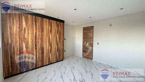 Venta De Casa Nueva En Lomas De Atzingo, Cuernavacaclave 4893