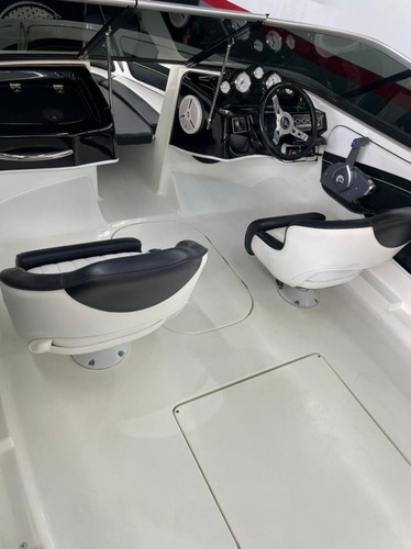 Imagen 2 de 18 de Lancha Classer 170 Modelo 2015