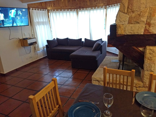 Imagen 6 de 16 de Casa Con Excelente Vista En Bariloche Hasta 8 Personas
