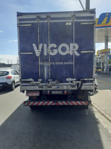 Imagem 5 de 8 de Baú Laminado Volks 3/4
