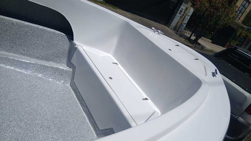 Lancha Tracker 520 Pescador Cero Horas