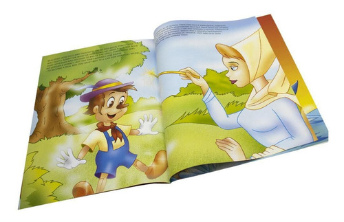 The Golden Classics: Pinocchio, de Marschalek, Ruth. Editorial Todolivro, capa mole em português/inglês, 2022