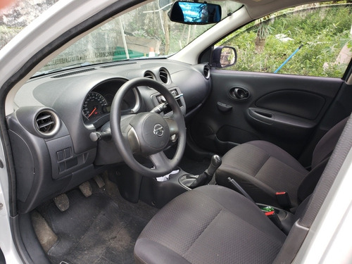 Nissan March 2013 1.0 5p