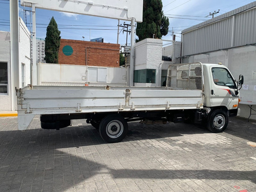 Imagen 10 de 14 de Hyundai H200 2017