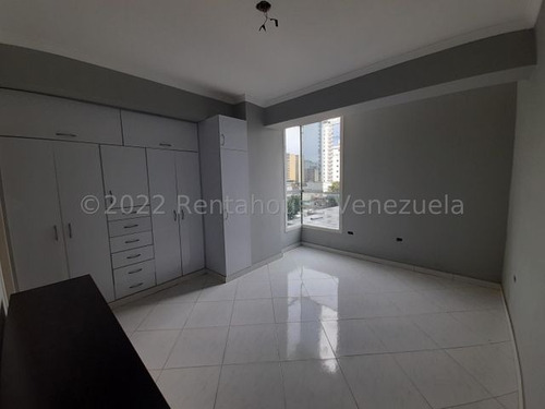 Imagen 10 de 20 de Apartamento En Venta Zona Centro De Maracay, 23-13616 Hc