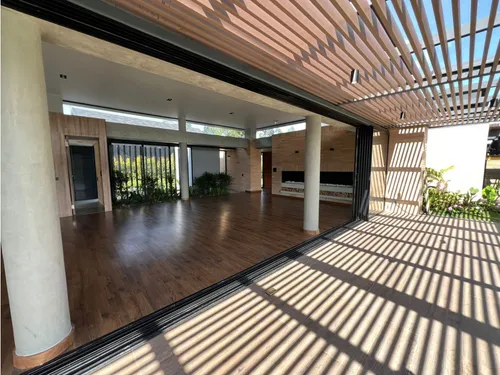 Corredor Don Diego Llanogrande Venta De Espectacular Casa