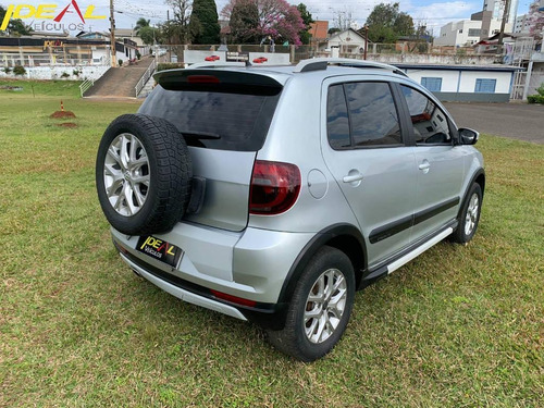 Imagem 5 de 10 de Volkswagen Crossfox Gii