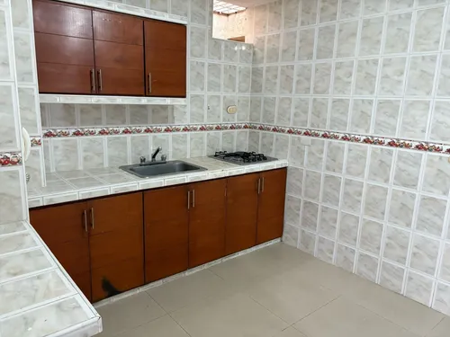 Edificio En Venta En El Ingenio Iii. Cod V8562