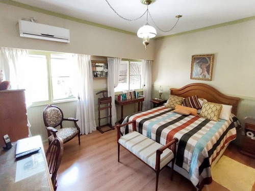 Imagen 13 de 30 de Casa De 6 Ambientes Con Cochera, Patio Y Terraza En Caballito