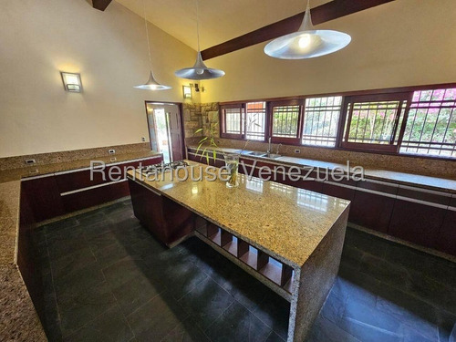 Se Vende Casa En La Lagunita Country Club Mls #25-19685