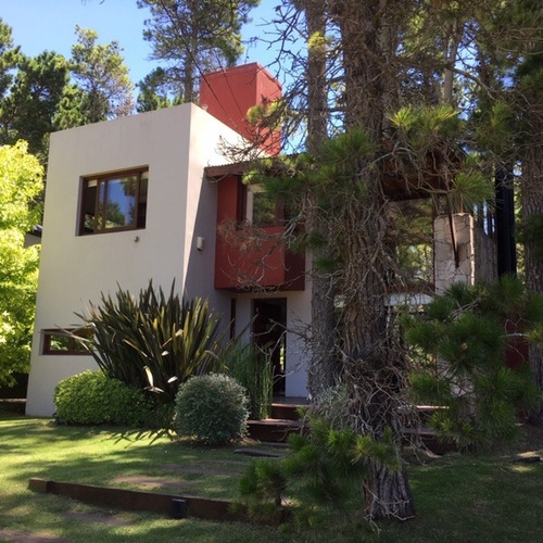 Casa En Dos Plantas Para 5 Personas