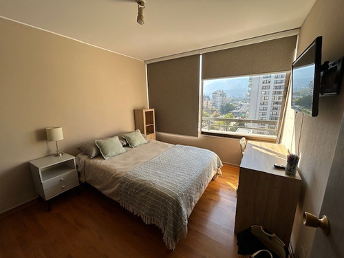 Departamento Ubicado En Av. Cristóbal Colon
